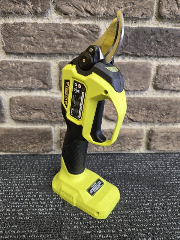 Ryobi 18V Secateurs (Skin only) - 25377 - Image 2