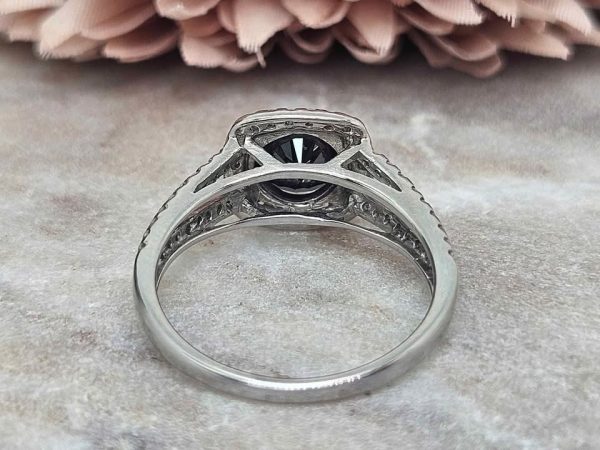 Valuated Ladies 14ct White Gold Black Stone and Diamond Ring (2.8gms) - HL17029 - Image 3