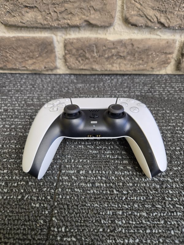 Sony PlayStation 5 Controller - 25172 - Image 5