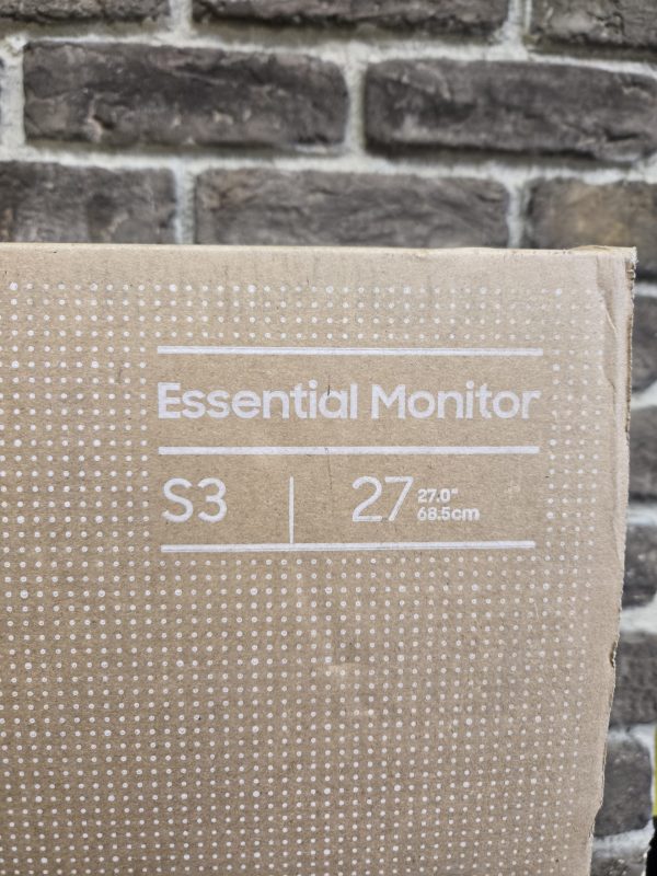 Samsung S3 Essential 27" Curved Monitor - LG24878 - Image 8