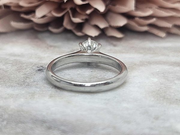 Valuated Ladies 18ct White Gold Solitaire Diamond Ring (2.94gms) - HL14221 - Image 9