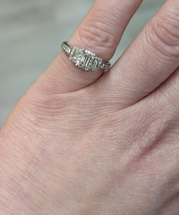 Unique 10ct Gold Diamond Baguette Trilogy Ring - LG2668 - Image 5