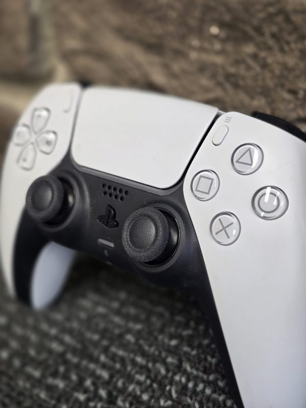 Sony Playstation 5 - LG25945 - Image 14