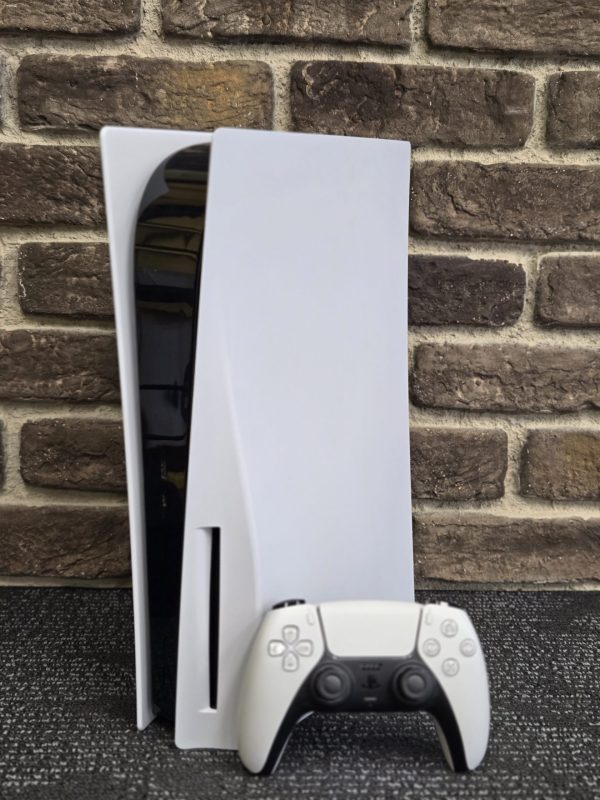 Sony Playstation 5 - LG25945 - Image 8