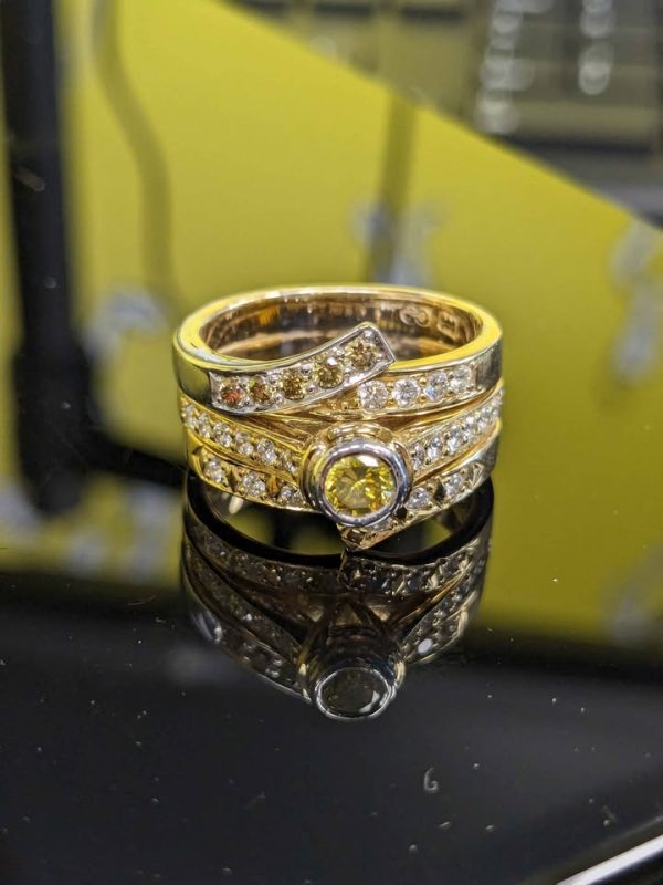Valuated 18ct 2 Tone Yellow Gold Diamond Ring - Image 10