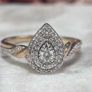 Ladies 9ct Yellow Gold Pear Shaped Diamond Ring (3.6gms) - HL18495