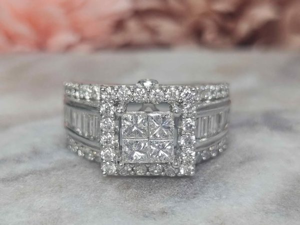 Ladies 14ct White Gold 2ct TDW Diamond Ring (9.9gms) - HL24987