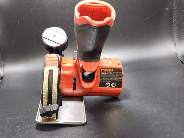 Milwaukee 12v 76mm Saw - HL25909 - Image 10