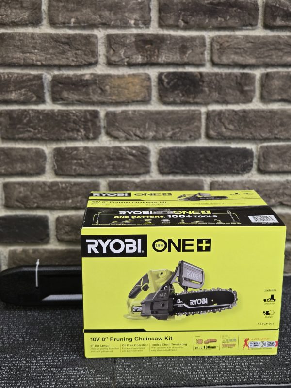 Ryobi Chainsaw - LG25760