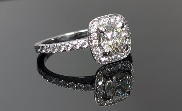 14ct White Gold Diamond Halo Engagement Ring - LG3887 - Image 4