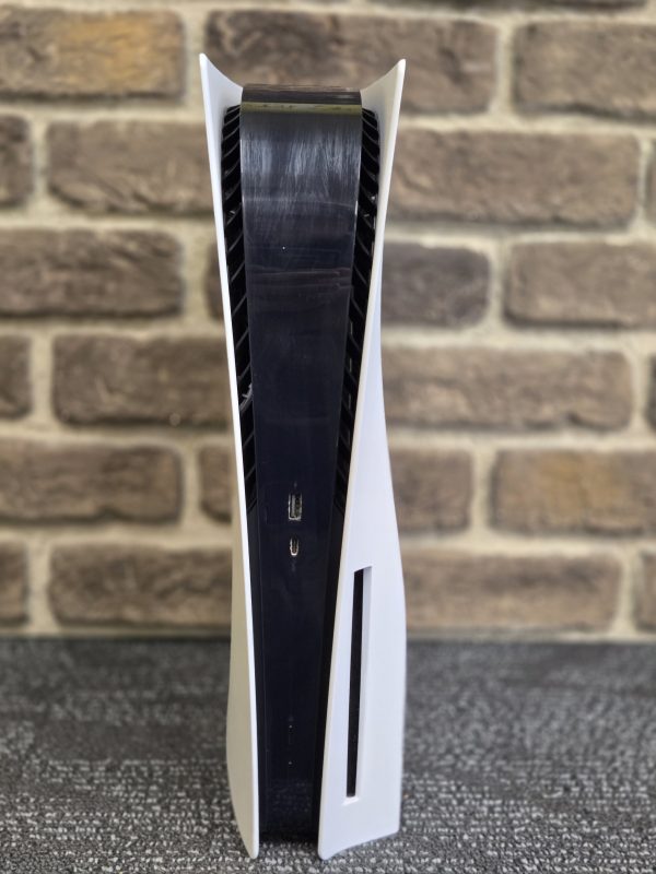 Sony Playstation 5 - LG25945 - Image 3