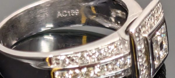 9ct White Gold Diamond Square Halo Engagement Ring - LG2604 - Image 3