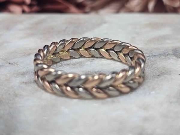 Unisex 9ct Tri-Tone Gold Band Ring (6.79gms) - HL21753-1 - Image 2