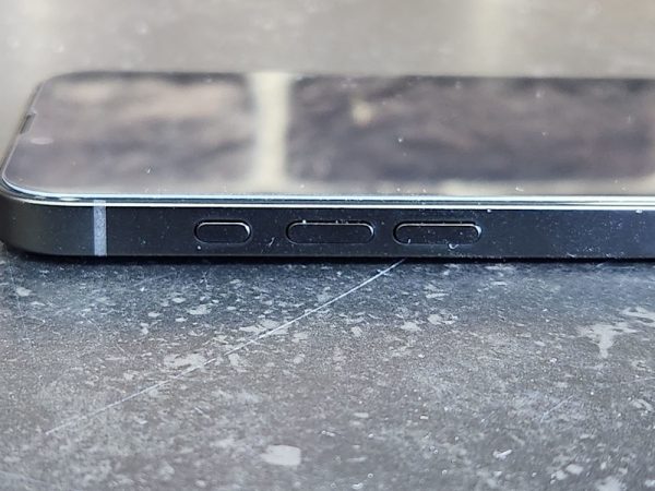 Apple IPhone 16e 128gb - HL25661 - Image 7
