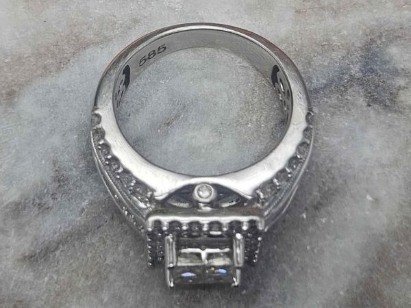 Ladies 14ct White Gold 2ct TDW Diamond Ring (9.9gms) - HL24987 - Image 6