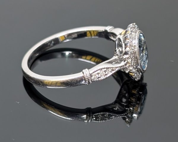 Vintage 9ct White Gold Aquamarine & Diamond Halo Ring - LG25955 - Image 16