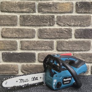 Makita Chainsaw - LG26688
