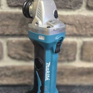 Makita Angle Grinder - LG26713