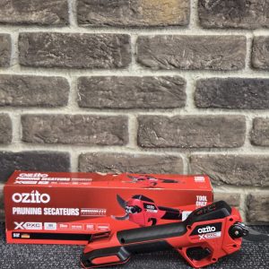 Ozito Pruning Secateurs - LG26983