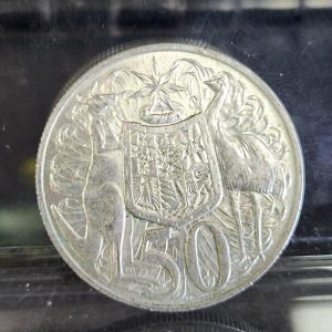 Australian 1966 80% Silver Round 50c Piece - HL28484-10
