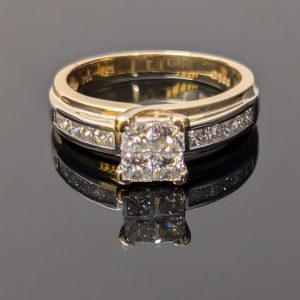 18ct Yellow Gold Two-Tone Diamond Cluster Engagement Ring (w/ Valuation) - LG2980