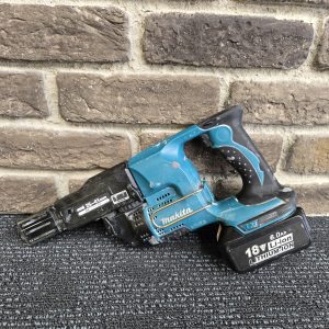 Makita Screw Gun and Non-genuine Battery (DFR450X) - LG28571