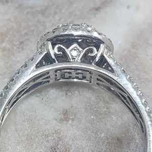 Ladies 10ct White Gold Diamond Ring (4.2gms) - HL25977