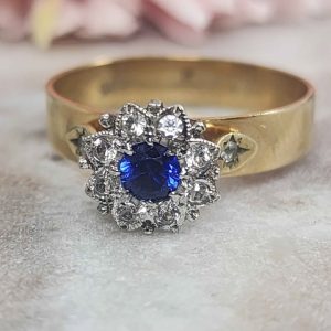 Ladies 9ct Yellow Gold Blue Stone Diamond Ring (3.3gms) - HL29354