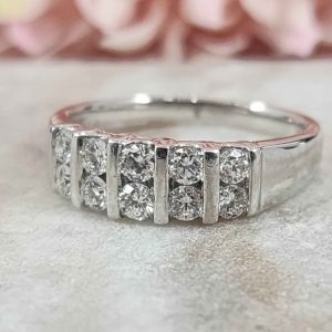 Valuated Ladies 18ct White Gold Diamond Ring - HL21907