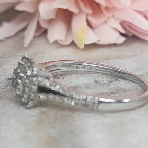 Ladies 10ct White Gold Diamond Ring (2.7gms) - HL29347