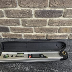 ANGLE FINDER