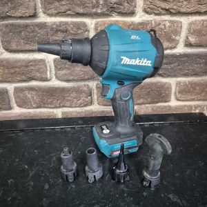 Makita 40v Dust Blower Skin Only - HL32055