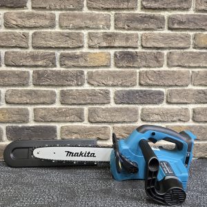 Makita Chainsaw Skin (DUC302) - LG32314