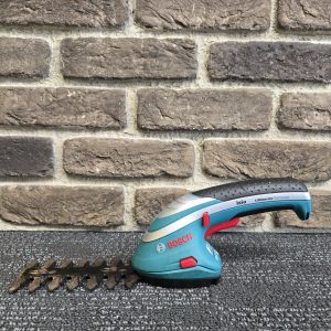 BOSCH Isio Handheld Hedge Trimmer - LG14588