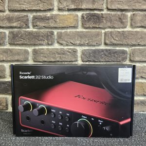 Focusrite Scarlett 2i2 Studio - LG32912
