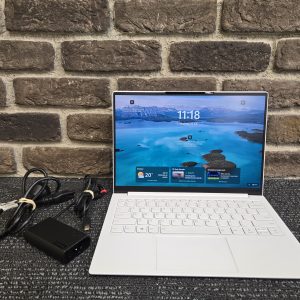 LENOVO 13ITL5 LAPTOP WITH CHARGER - LG33019