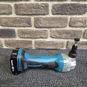 MAKITA DJN161 NIBBLER WITH 1.5AH BATTERY - LG29621