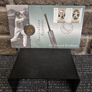 SIR DONALD BRADMAN PNC COIN - LG33558