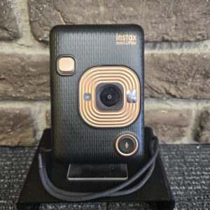 FUJIFILM INSTAX MINI LIPLAY INSTANT CAMERA - LG33787