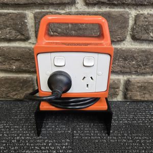 ARLEC 4 OUTLET PORTABLE POWER BLOCK WITH SAFETY SWITCH - LG34114