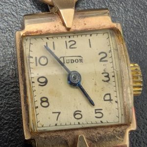 Vintage Ladies Tudor 9ct Solid Gold Mechanical Watch (17 Jewel) - LG34138