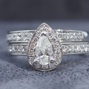 Valuated Ladies 18ct White Gold Diamond 2 Ring Set (7.4gms) - HL32128