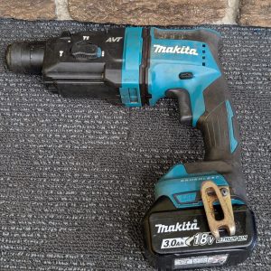 MAKITA DHR182 18V CORDLESS HAMMER DRILL - LG35008